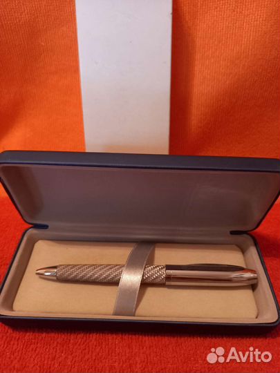 Ручка шариковая металлическая в подарочной коробке