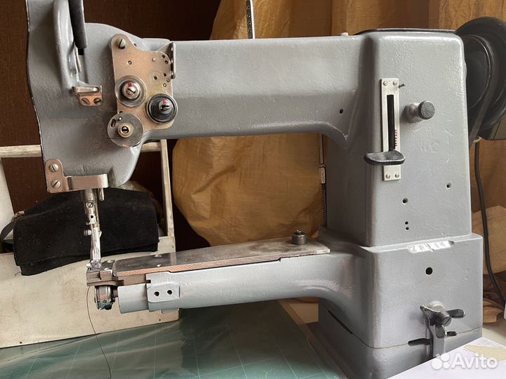 Рукавная швейная машина Adler