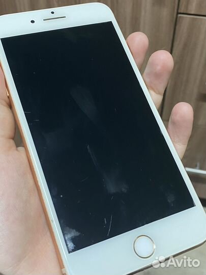 iPhone 8 Plus, 64 ГБ
