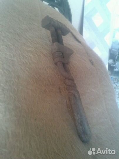 Ключ-молоток