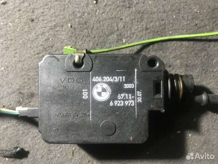 Замок лючка топливного бака BMW 3 E46 (67116923973