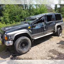 Nissan Patrol 4.2 MT, 1995, битый, 270 000 км, с пробегом, ц�ена 500 000 руб.