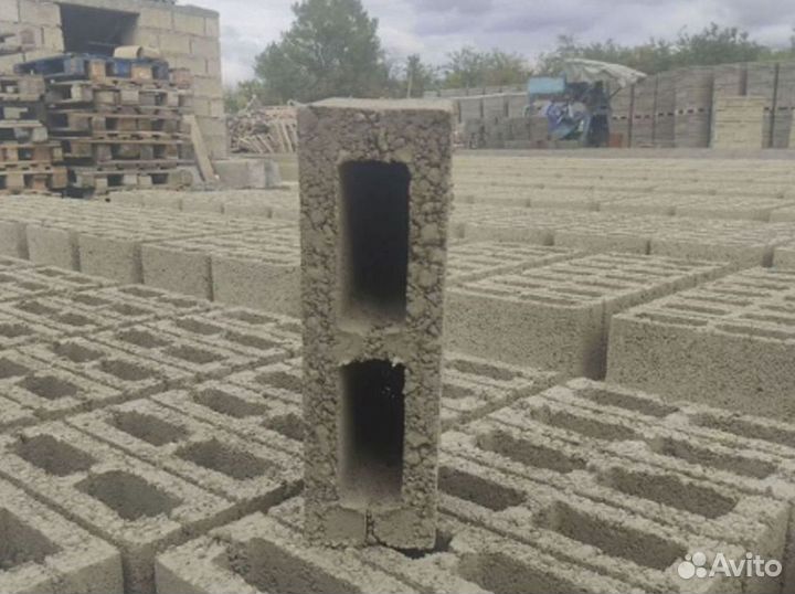 Блок муровой 12