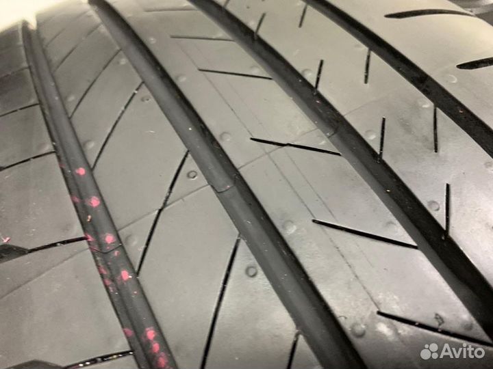 Bridgestone Alenza 001 235/55 R19 101V