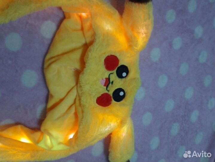 Шапка пикачу