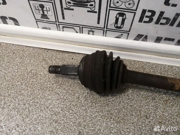 Полуось передняя левая для VW Golf 2 / Jetta 2