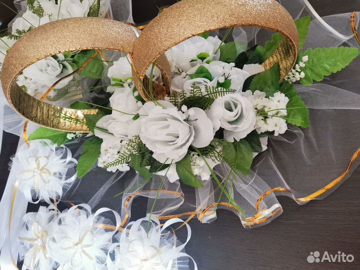 Свадебные украшения на машину