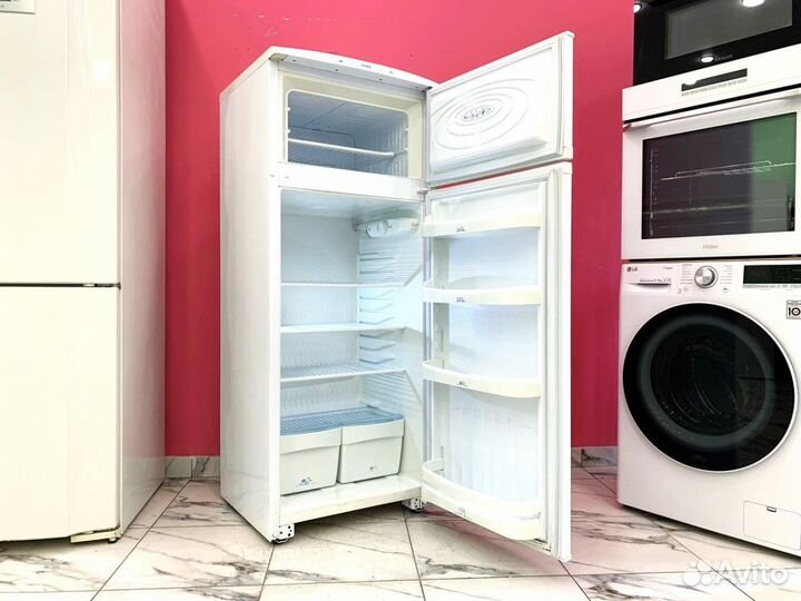 Холодильник маленький узкий бу Nord. На гарантии