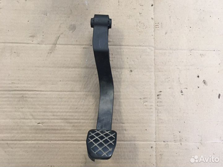 Педаль сцепления Skoda Octavia A5 (3321)