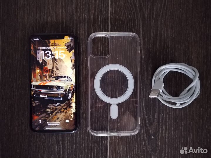 iPhone 11, 64 ГБ