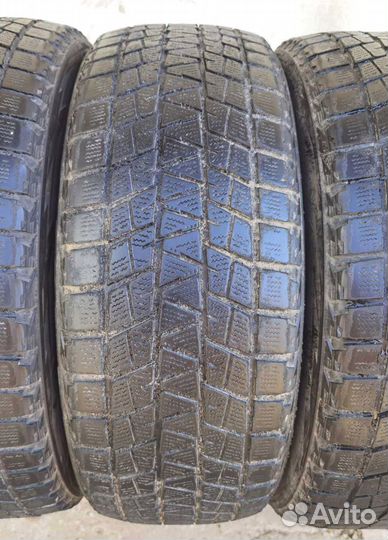 Bridgestone Blizzak DM-V1 235/60 R18 107R