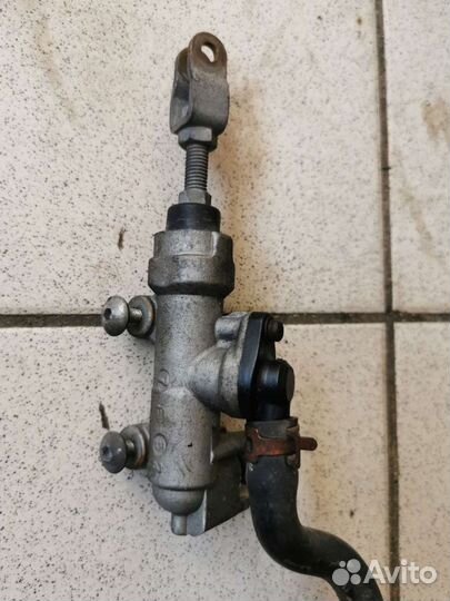 Тормозной цилиндр suzuki gsx 400 inazuma