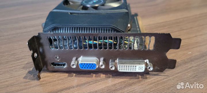 Видеокарта asus GeForce 550ti 1gb