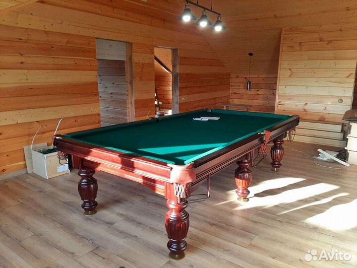 Бильярдный стол