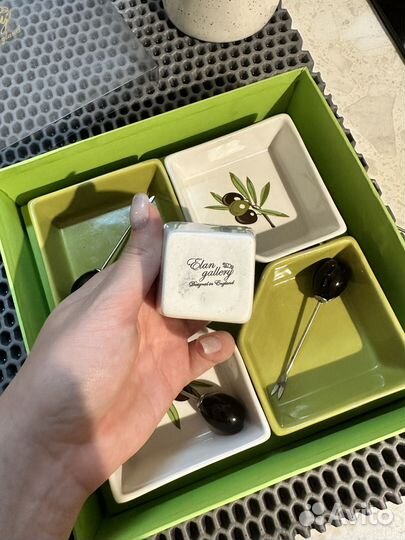 Фарфоровая менажница