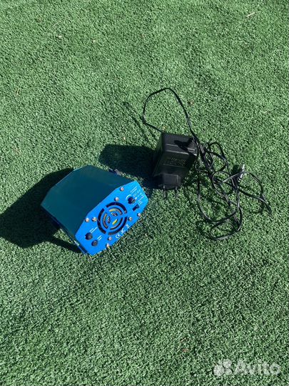 Лазерный мини проектор цветомузыка