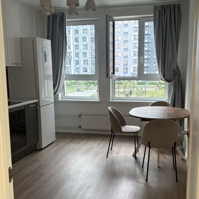 2-к. квартира, 60 м², 2/17 эт.