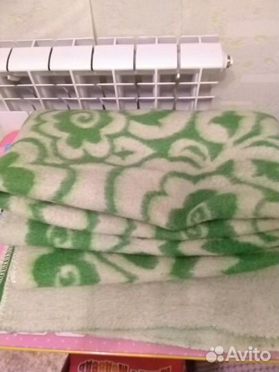 Одеяло шерстяное