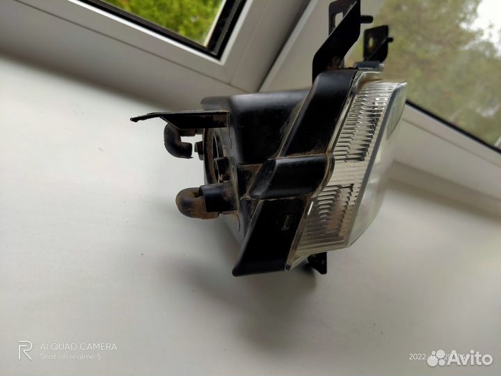 Противотуманная фара Джили Эмгранд ес7 седан