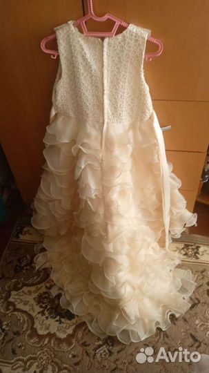 Два платья для девочки