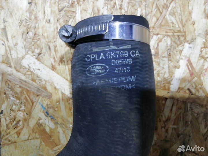 Патрубок интеркулера Land Rover Range Rover 4