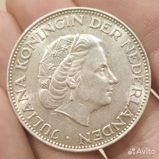 2 1/2 гульдена 1960 года серебро 15 грамм