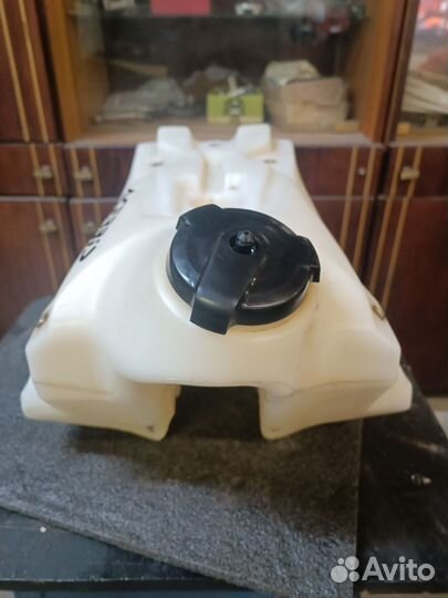 Бензобак holeshot regulmoto