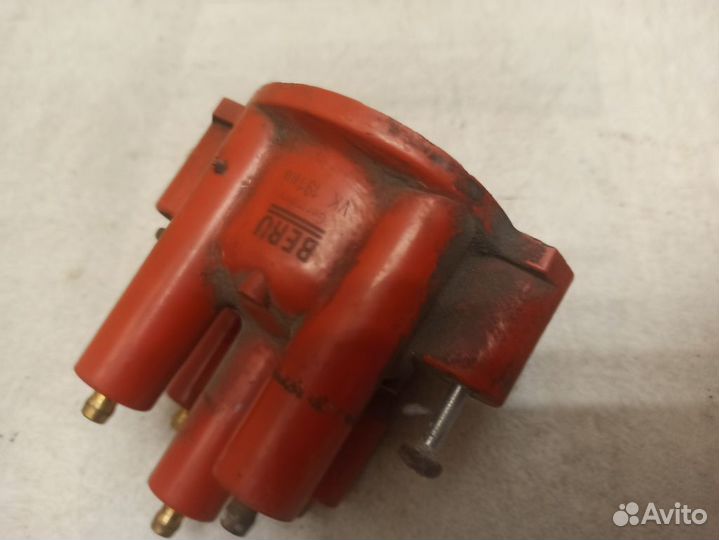 Крышка распределителя зажигания