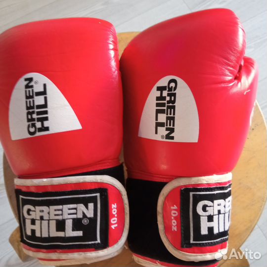 Шлем детский и перчатки 10оц