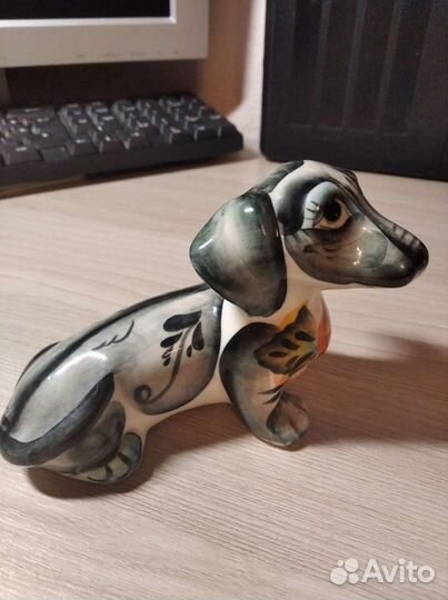 Фарфоровая статуэтка