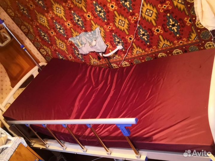 Кровать медицинская/матрас противопролежн./ходунки