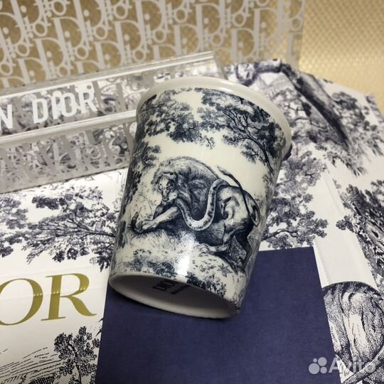 Набор для ванной зубная щетка Dior