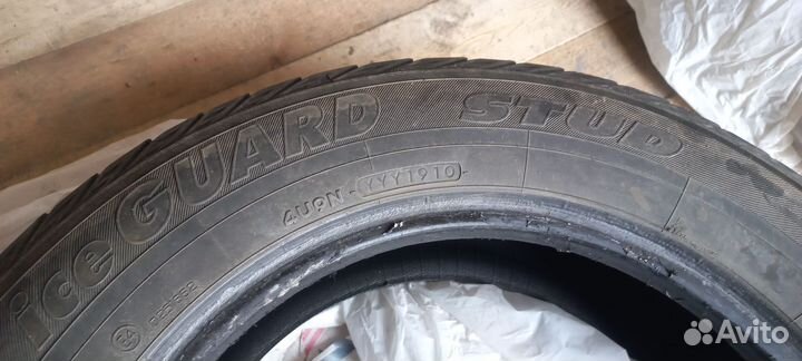 Yokohama IceGuard Stud IG65 195/65 R15