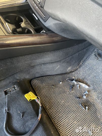 Подлокотник bmw x5 e70