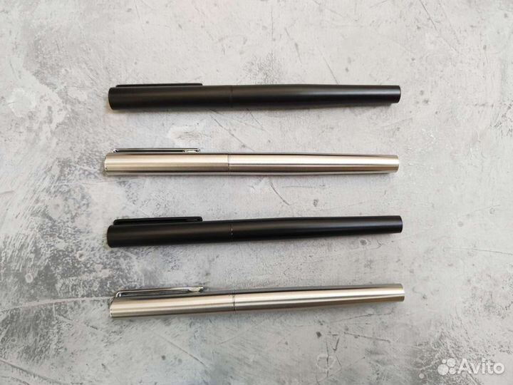 Перьевые ручки в металлическом корпусе, 2 цвета