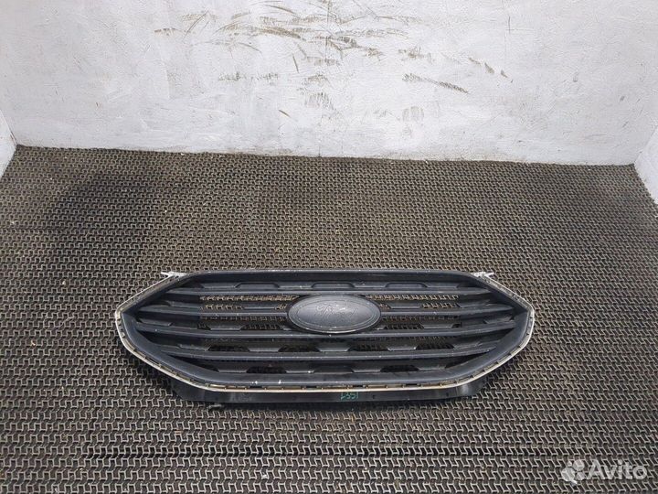 Решетка радиатора Ford Edge, 2019