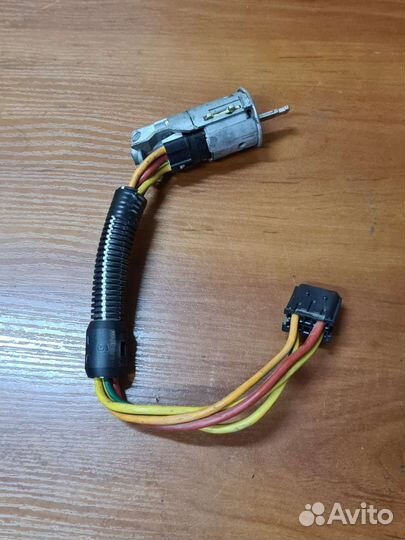 Замок зажигания renault scenic 1