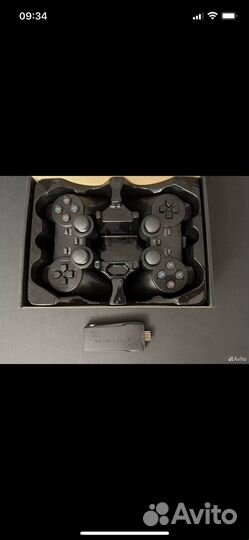 Игровая консоль