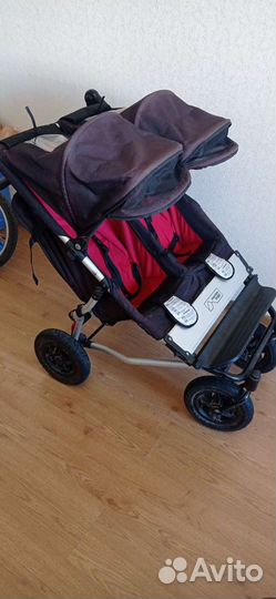 Коляска для двойни Mauntin buggy