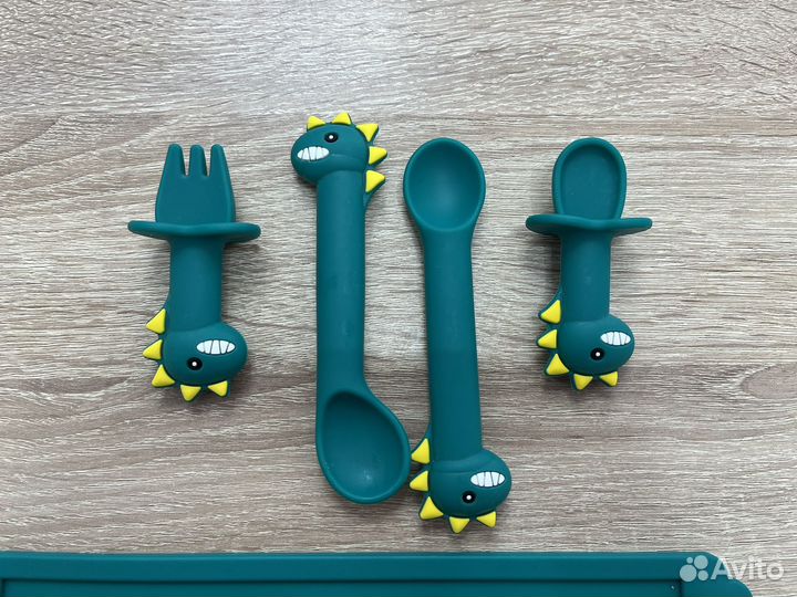 Силиконовая тарелка детская+ бутылочки