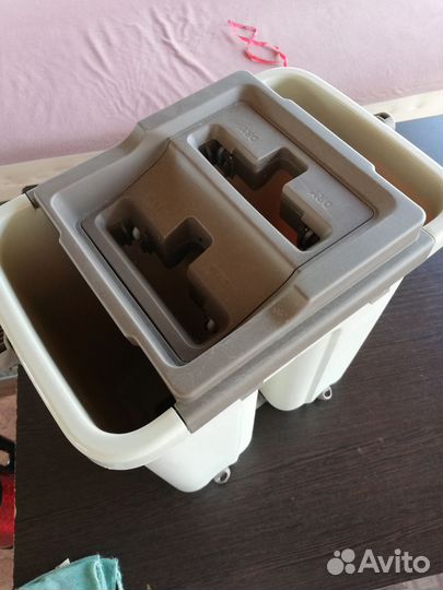 Ведро без швабры