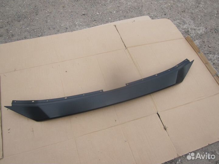 Накладка решётки радиатора верхняя Mazda CX 5 17-2