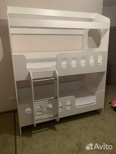 Двухъярусная кроватка «Сказка» С матрасами