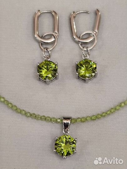 Украшение шарм