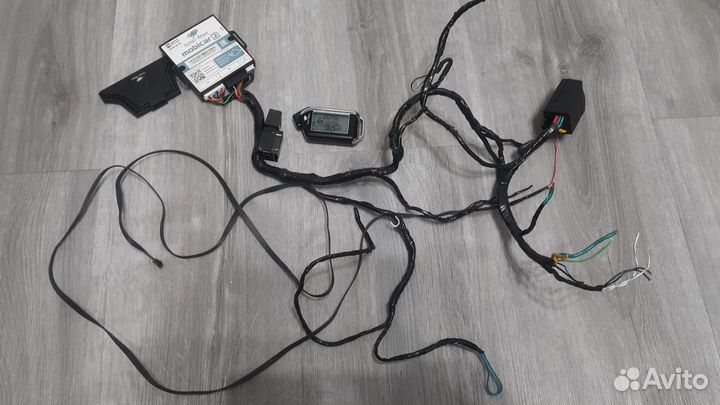 Сигнализация с автозапуском Sher khan Mobicar 2