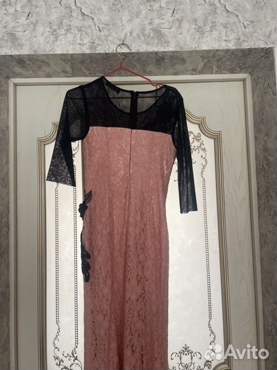 Вечернее платье