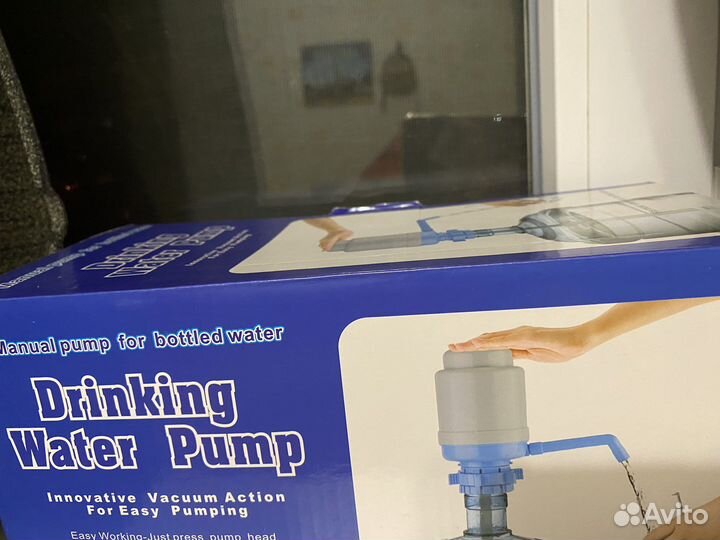 Ручная помпа для воды