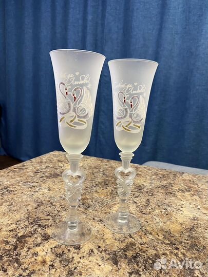Хрустальные фужеры на свадьбу