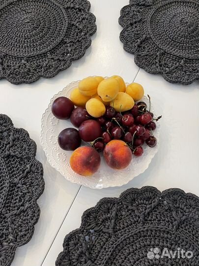 Салфетки сервировочные вязаные