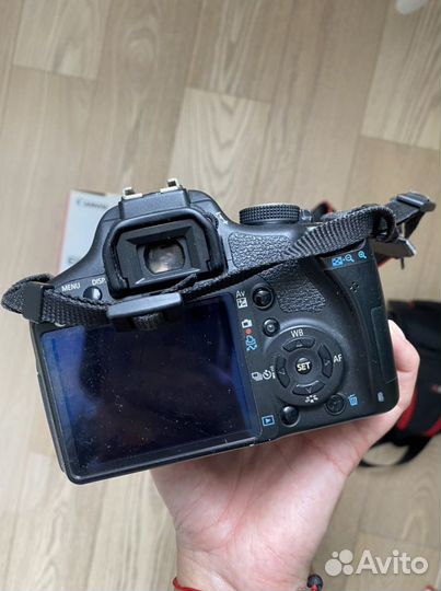 Зеркальный фотоаппарат Canon EOS 500D